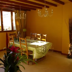 **** Couette-café La Cognée France